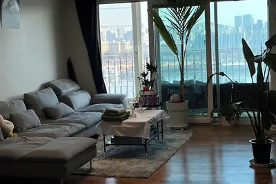Image de Spacious 2-bedrooms apartment in Hannam, River View, Un village.