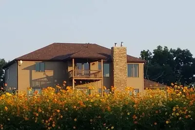 Image de Private Spacious 5-bedroom house, view, in-ground pool, hot tub, m