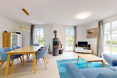 Image de Thatched roof house in a quiet location with sauna, fireplace, great value for money