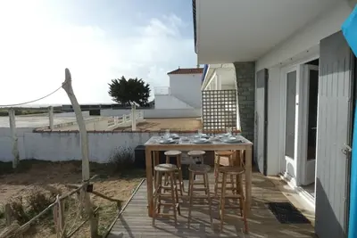 Image de Appartement Bohème près de la Plage - Animaux Bienvenus - Parking Privé
