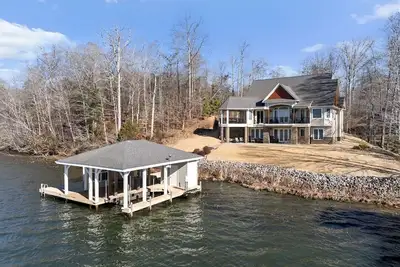 Image de Sunset Escape | Waterfront |Great Location