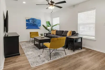 Image de Newly Renovated 3 bedroom home near Texas A&M