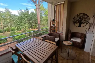 Image de Beau 2 pièces dans pinède