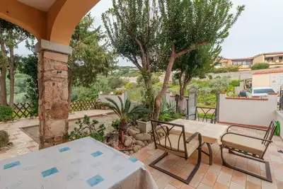 Image de Maison de vacances « Villa Marisol Agrustos » avec terrasse privée, Wi-Fi et climatisation