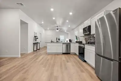 Image de Lbk Comfort House - Mins to Everything - 3 Bd 2 Ba