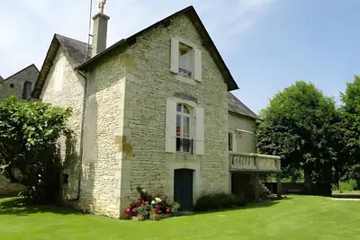 Image de Gîte « Gîte Floirac » avec terrasse privée, jardin et Wi-Fi
