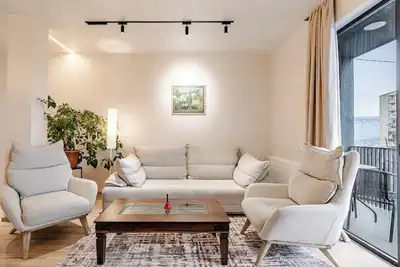 Image de Spacious City-View Home in Tbilisi Terrace & Bbq