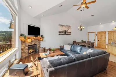 Image de Flathead Lodge | Close to Skiing & Glacier Park