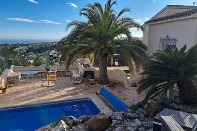 Image de Magnifique villa avec vue imprenable sur la mer et piscine privée