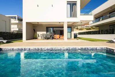Image de Luxury Villa Prime Luna with Heated Pool