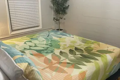 Image de Lakefront Cottage, Private dock, Near ballparks