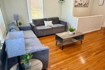 Image de Montague Milford Area Comfort River Way House