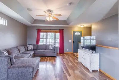 Spacious 4-bedroom house in Lincoln