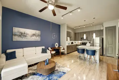 Image de The Azure King Suite at City Place