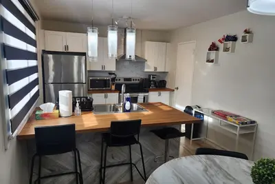 Image de Idea Manor! - Cozy Ideal Entire 3br Retreat Home!