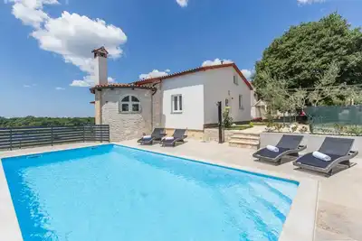 Image de Villa avec climatisation et piscine
