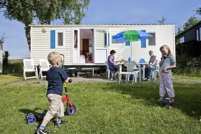 Image de Mobil Home Fiji 3 Pièces 4/5 Personnes (4 adultes + 1 enfant -12 ans)