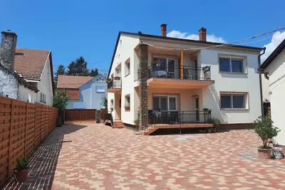 Image de Appartement de vacances avec Wlan et climatisation