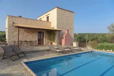 Ellotia By Forest Villas