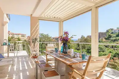 Image de Merveilleuse maison de vacances privée pour 6 personnes avec climatisation, Wifi, Tv et patio