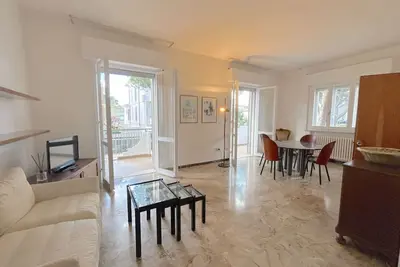 Image de Prioli First Floor Flexrent Abyssinia