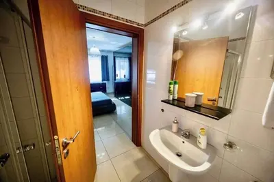 Image de Chic & Central 3-Bedroom Apartment in Gzira