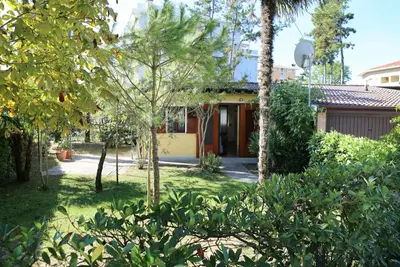 Image de Appartement de vacances avec jardin privé dans un endroit calme