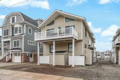 inviting 4 bedroom, 2 bath townhome