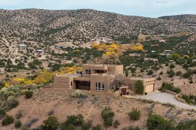 Image de Private 3-bedroom retreat high above beautiful Placitas!