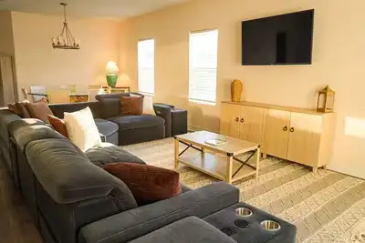 Minutes from Manatees, Kayaking, Biking, Golfing