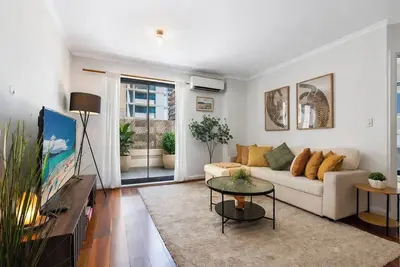 Image de Jack’s Cozy 2-Bedroom Retreat in Beautiful Redfern With Ac + Free Parking