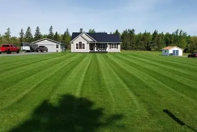 Image de Morrison’s Beach Road Island Retreat