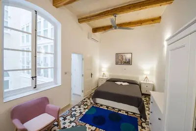 The Elmo Suite at Grand Harbour View Flats