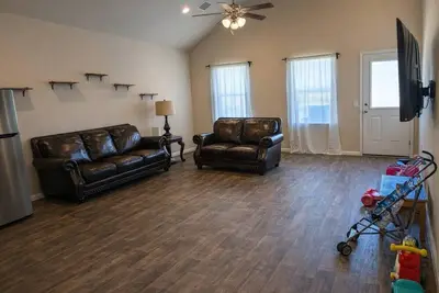 Image de 4-bedroom house in awesome Austin with cool vibes and Ac