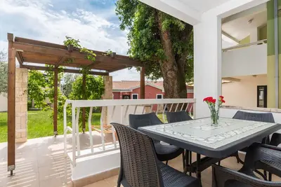 Image de Superbe appartement à Umag avec piscine