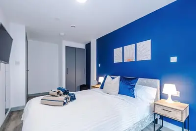 Central Liverpool Apartment | Work & Long Stays