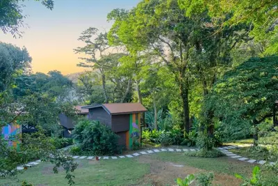 Image de Nido de Montaña