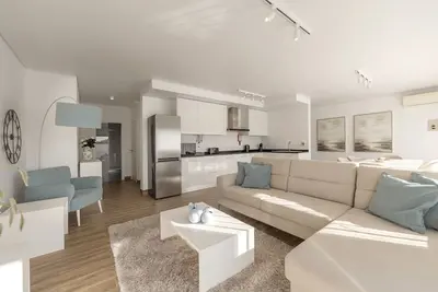 Image de Silver Coast Haven - Private Pool & Terrace