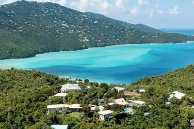 Image de Yellowbird Villa, Ocean Views, 6 bed, Luxury, Pool