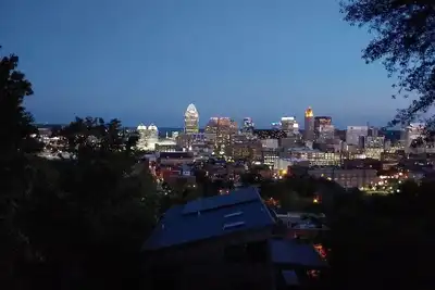 Image de Mins To Downtown, Stadiums, Christ & Children's Hospital, Close to Universities