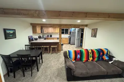 Image de Serenity Adventure Apartment - Your basecamp in downtown Cordova.