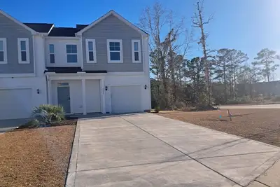 Image de Charming 3-bedroom house in adorable Ocean Isl Bch with Ac