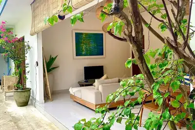 Image de Quiet 2br Private Pool Villa w/soundproof recording studio & Fast Wi-Fi