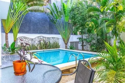 Image de Villa · La Veleta · ★4, 58 · 2 chambres · 2 lits · 2 salles de bain