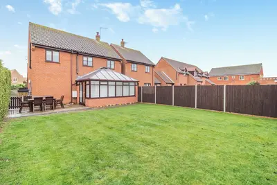 Image de 4 chambres à coucher à Sea Palling