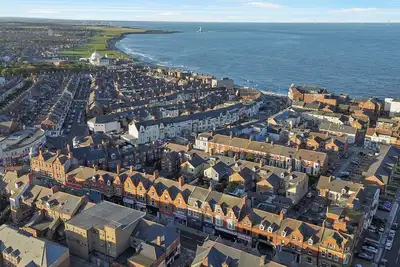 Image de 4 chambres à coucher à Whitley Bay