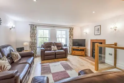 Image de 3 chambres à coucher à Keswick