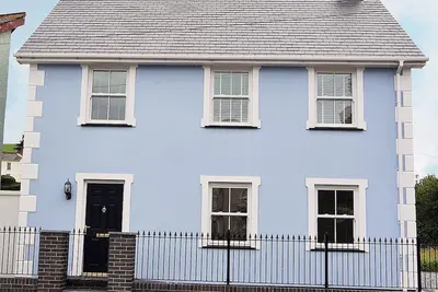 Image de 3 chambres à coucher à Llanon, near Aberaeron