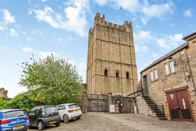 Image de 2 chambres à coucher à Richmond