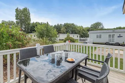 Image de Gold Caravan with parking, ensuite & decking